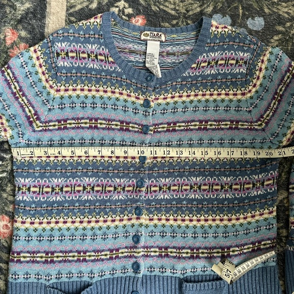 Tiara Multicolor Patterned Cardigan - Picture 8 of 8